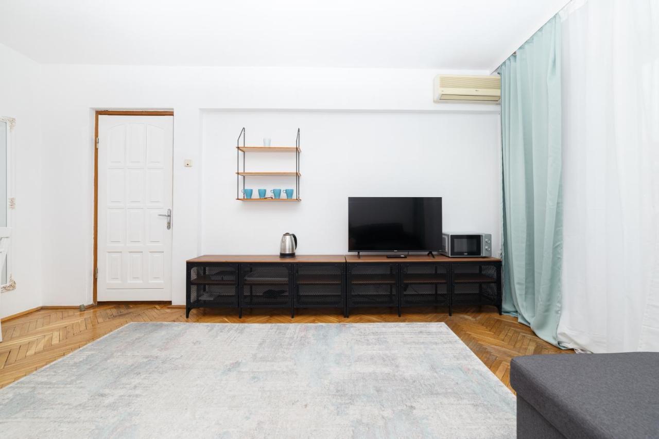Color Ap Calea Victoriei 12C Apartment Букурещ Екстериор снимка