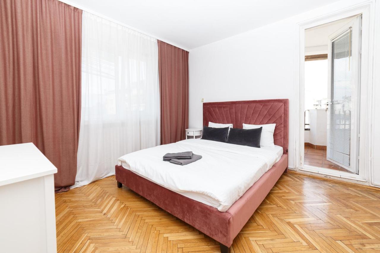 Color Ap Calea Victoriei 12C Apartment Букурещ Екстериор снимка