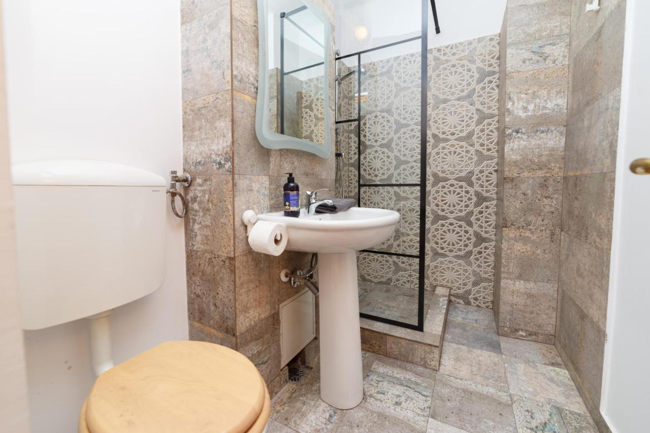 Color Ap Calea Victoriei 12C Apartment Букурещ Екстериор снимка